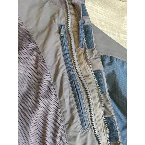 Marmot Jacket Mens XL Blue Gray Waterproof Hooded Ski Snowboard